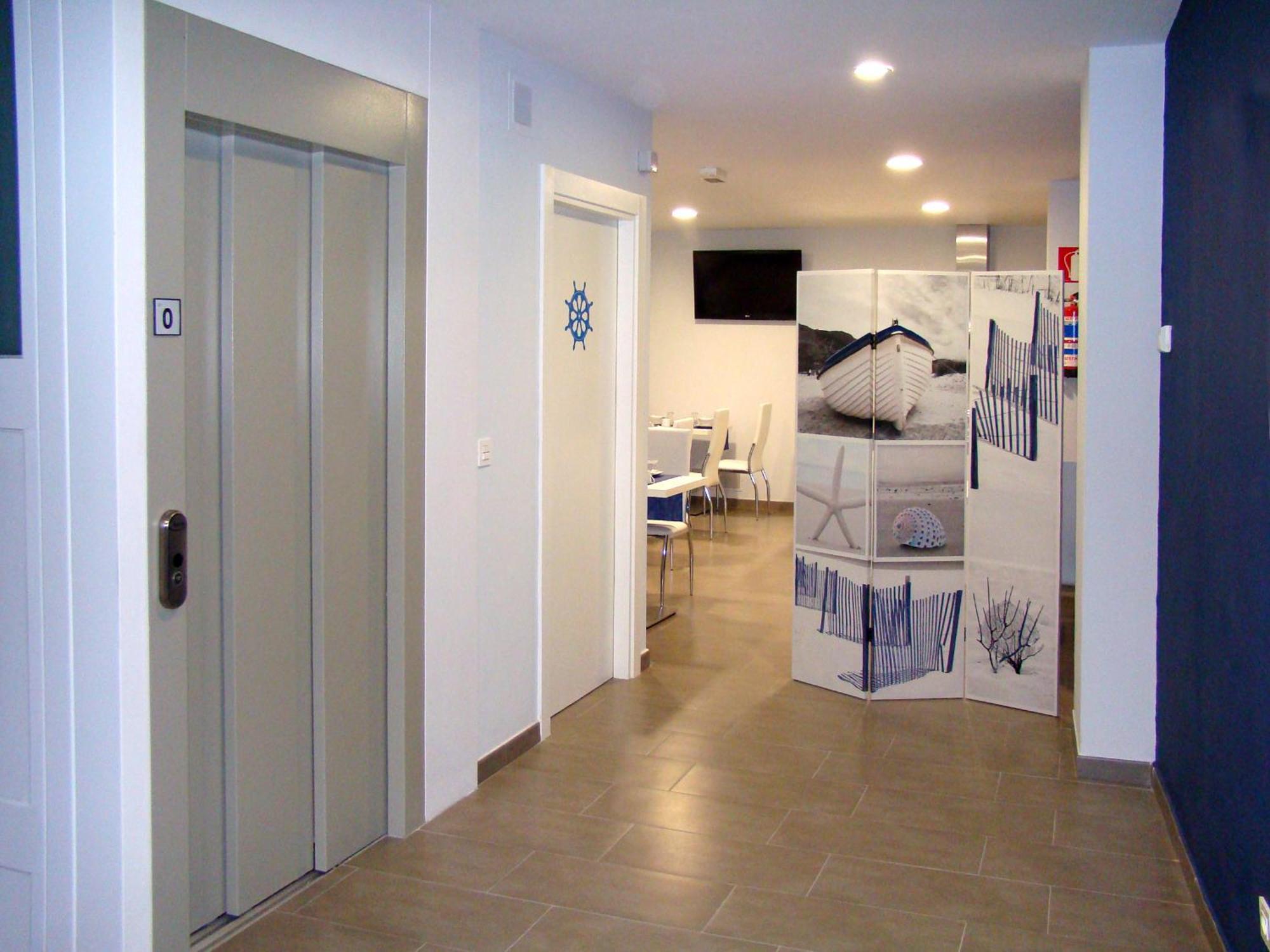 Hotel Bekale Ea Exteriér fotografie